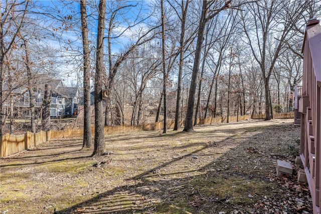 306 Genesis Drive, Bentonville, AR 72712