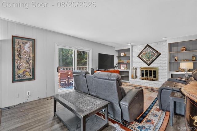 6235 Waldon Road, Independence Charter Township, MI 48346