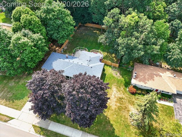 6235 Waldon Road, Independence Charter Township, MI 48346