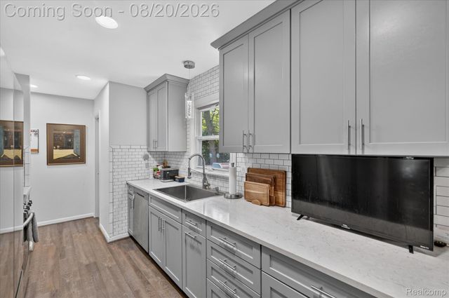 6235 Waldon Road, Independence Charter Township, MI 48346