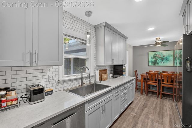 6235 Waldon Road, Independence Charter Township, MI 48346