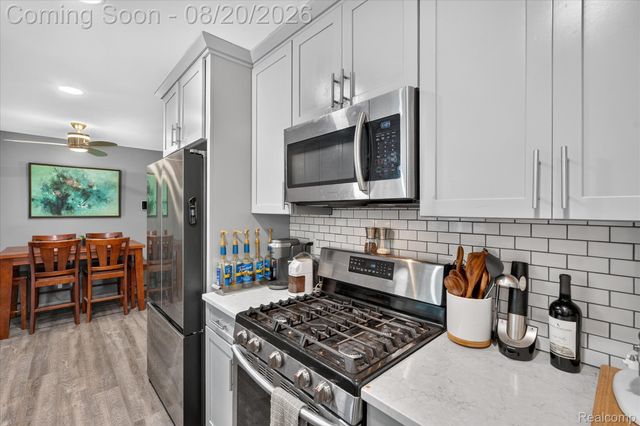 6235 Waldon Road, Independence Charter Township, MI 48346