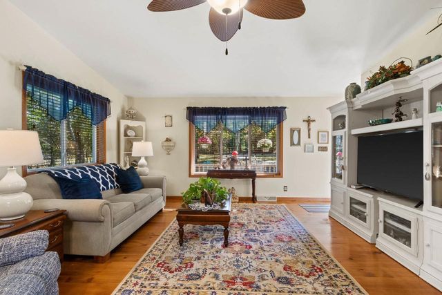 325 Thunderbird Trail, Nekoosa, WI 54457