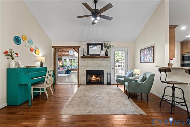 2043 Rocky Ford Rd, Powhatan, VA 23139