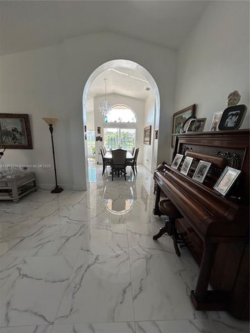 16620 SW 101st Ter 01, Miami, FL 33196