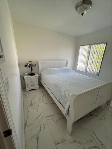 16620 SW 101st Ter 01, Miami, FL 33196