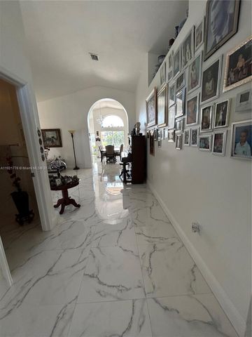 16620 SW 101st Ter 01, Miami, FL 33196