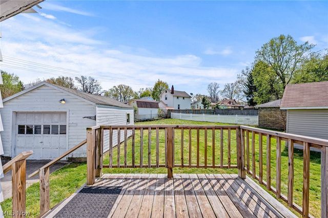 624 Broadway Street E, Cuyahoga Falls, OH 44221