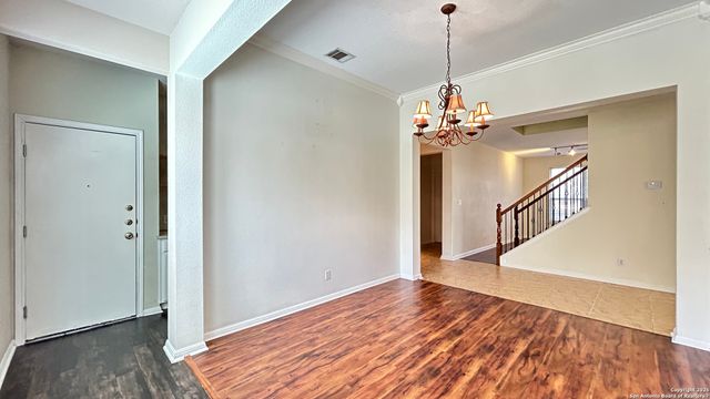 9518 HORSERACE, San Antonio, TX 78251