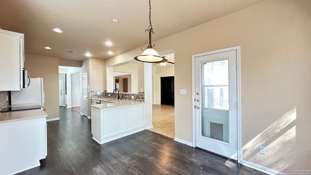 9518 HORSERACE, San Antonio, TX 78251