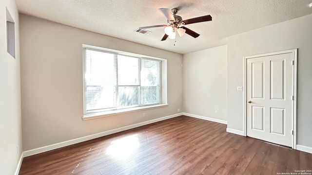 9518 HORSERACE, San Antonio, TX 78251