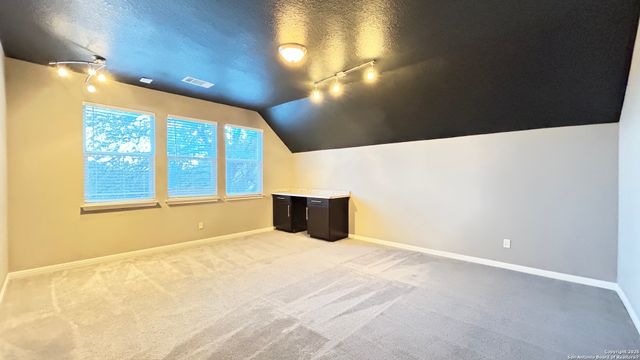 9518 HORSERACE, San Antonio, TX 78251