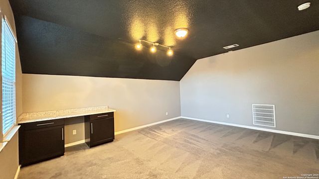 9518 HORSERACE, San Antonio, TX 78251