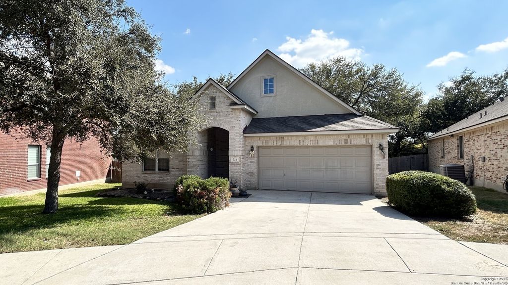 9518 HORSERACE, San Antonio, TX 78251