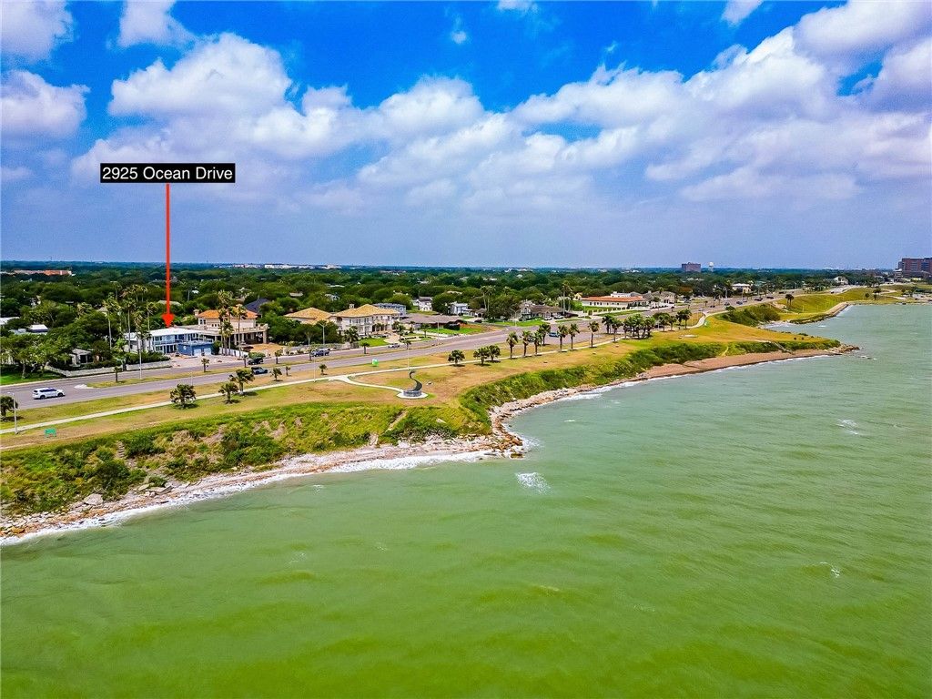 2925 Ocean Dr, Corpus Christi, TX 78404 — photo 4