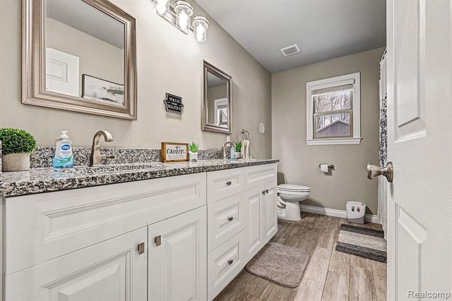 6303 High Road, Clay, MI 48001