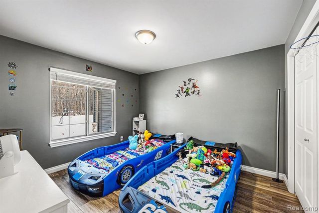 6303 High Road, Clay, MI 48001