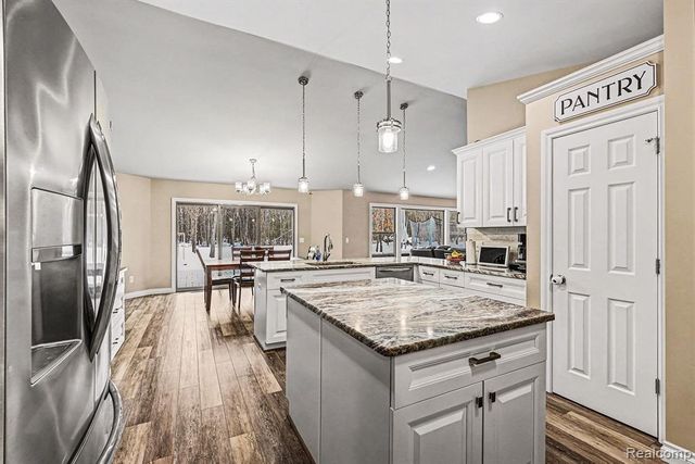 6303 High Road, Clay, MI 48001