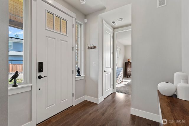 22752 SE 265th Place, Maple Valley, WA 98038