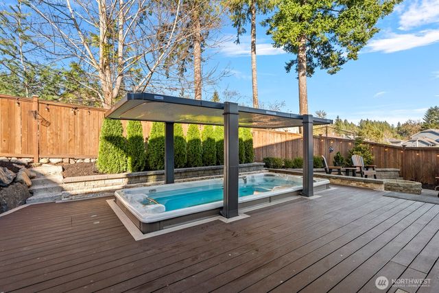 22752 SE 265th Place, Maple Valley, WA 98038