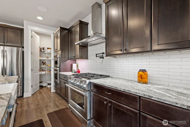 22752 SE 265th Place, Maple Valley, WA 98038