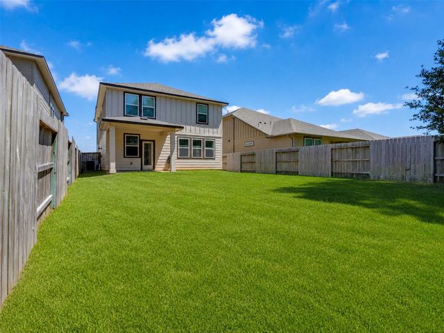 7087 Silverleaf Oak Street, Conroe, TX 77304