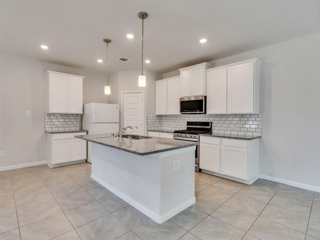 7087 Silverleaf Oak Street, Conroe, TX 77304