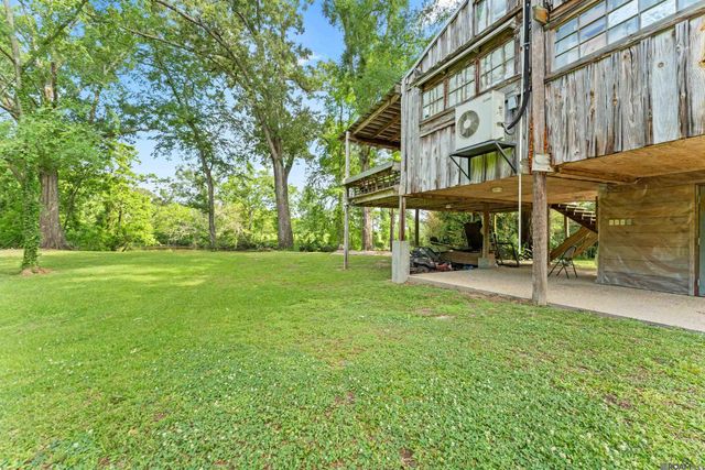 39336 Camp Dr, Prairieville, LA 70769