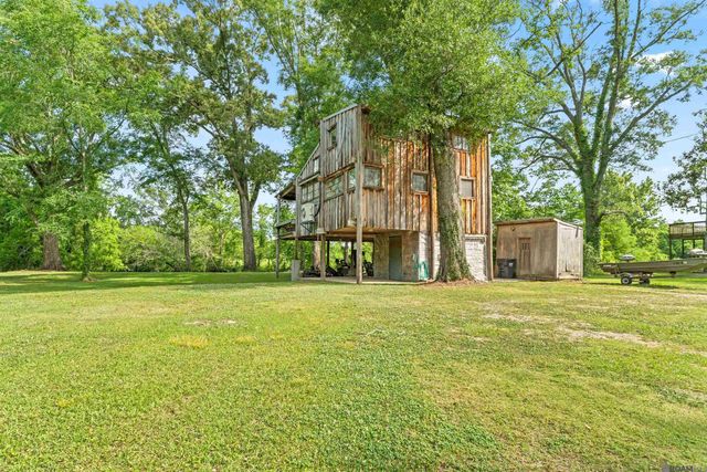 39336 Camp Dr, Prairieville, LA 70769