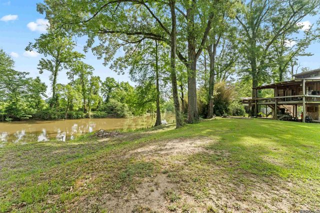 39336 Camp Dr, Prairieville, LA 70769