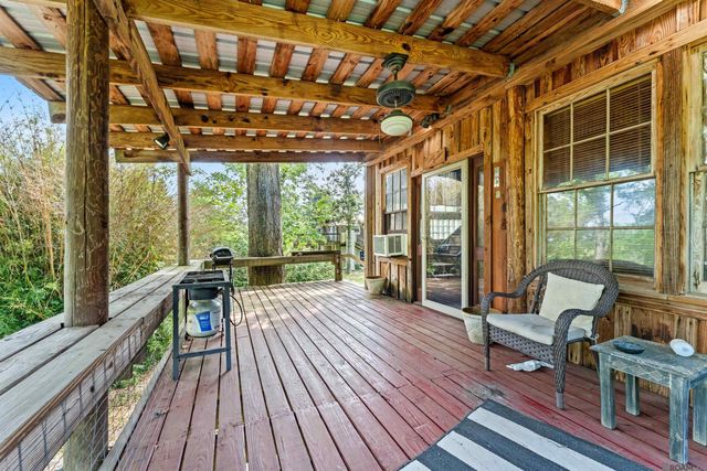 39336 Camp Dr, Prairieville, LA 70769