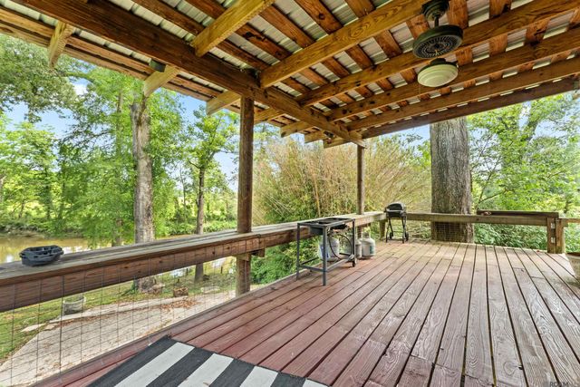 39336 Camp Dr, Prairieville, LA 70769