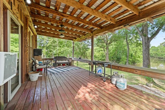 39336 Camp Dr, Prairieville, LA 70769