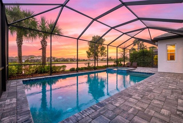 6152 LUNGO LAGO DRIVE, Sarasota, FL 34241