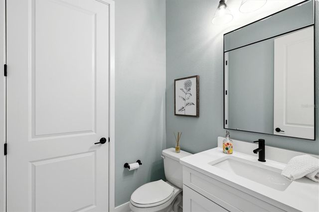 6152 LUNGO LAGO DRIVE, Sarasota, FL 34241