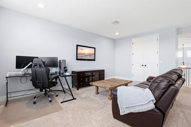 6152 LUNGO LAGO DRIVE, Sarasota, FL 34241