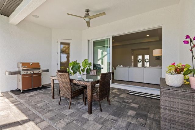 6152 LUNGO LAGO DRIVE, Sarasota, FL 34241