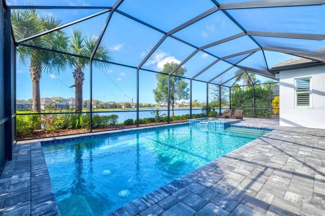 6152 LUNGO LAGO DRIVE, Sarasota, FL 34241