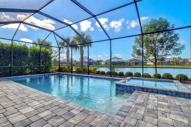 6152 LUNGO LAGO DRIVE, Sarasota, FL 34241