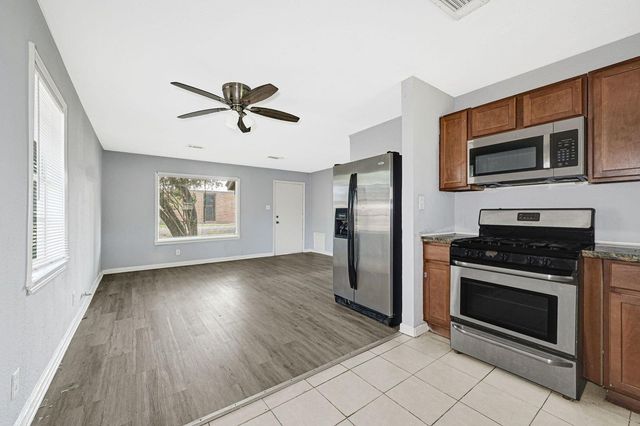 3910 Ward Street, Houston, TX 77021