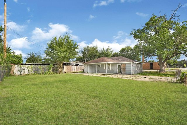 3910 Ward Street, Houston, TX 77021
