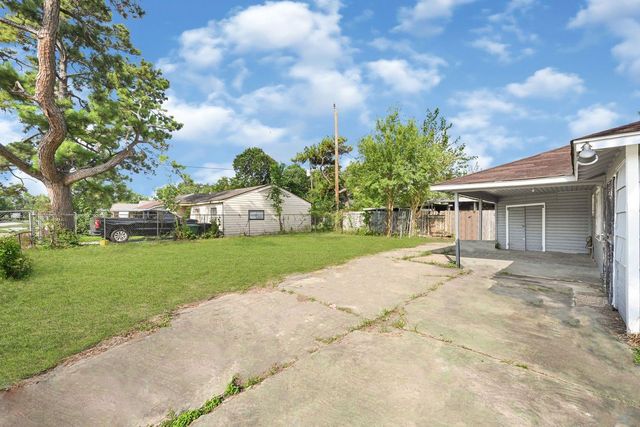 3910 Ward Street, Houston, TX 77021