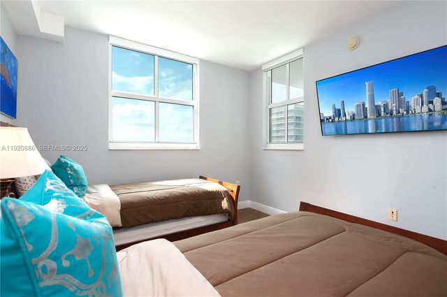 1250 S Miami Ave 3205, Miami, FL 33130