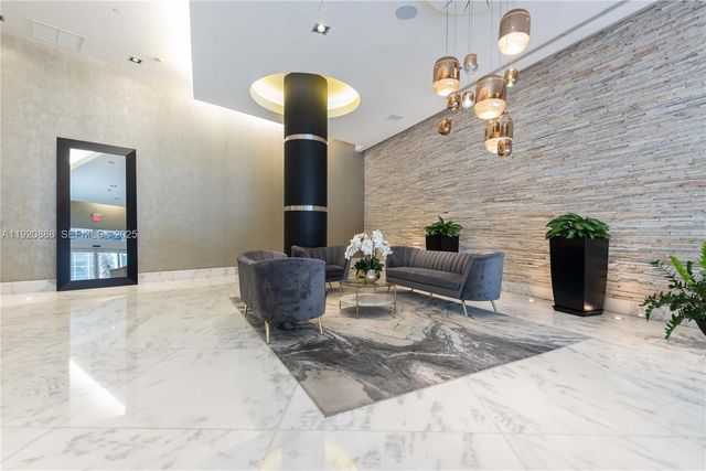 1250 S Miami Ave 3205, Miami, FL 33130