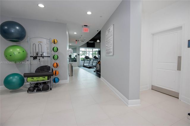 1250 S Miami Ave 3205, Miami, FL 33130