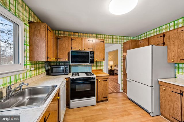 10 GEIER CT, Randallstown, MD 21133