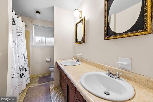 10 GEIER CT, Randallstown, MD 21133