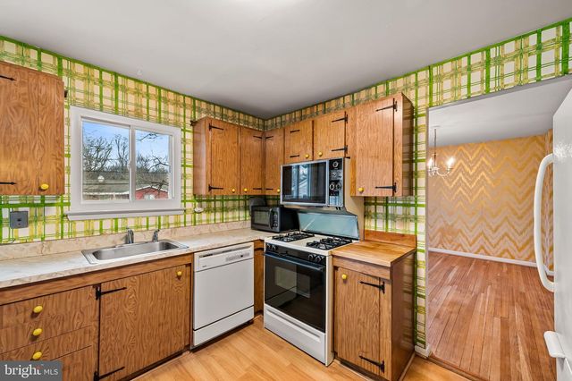 10 GEIER CT, Randallstown, MD 21133