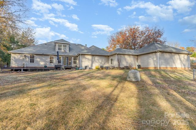 7329 Bailywick Drive, Waxhaw, NC 28173