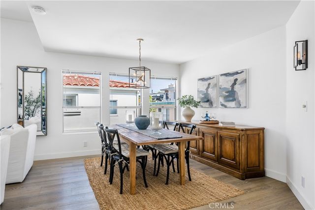 647 1st Place, Hermosa Beach, CA 90254